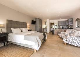 Sunrise Bay Self Catering 5