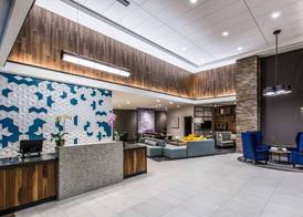 Hyatt Place Delano 4