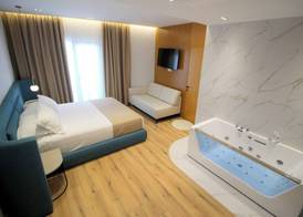 Hotel Strora 4