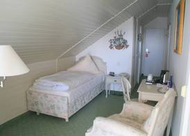 Sure Hotel by Best Western Rhoen Garden 5
