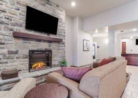 Cobblestone Inn & Suites-Fremont 3