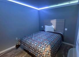 La Perla motel 3