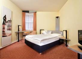 TRYP by Wyndham Halle 5
