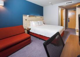 Holiday Inn Express SWINDON CITY CENTRE by IHG 3