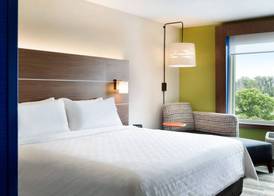 Holiday Inn Express & Suites CLEAR SPRING by IHG 4