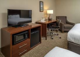 Comfort Inn & Suites Grundy 4