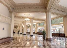 Drury Plaza Hotel Broadview Wichita 4