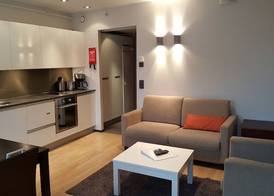 Levi Suites Levi Gold 3