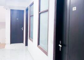 Roomshala Hotel Seven Near Aims 3