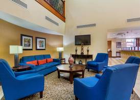 Comfort Suites Charleston West Ashley 4
