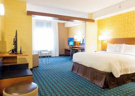 Fairfield Inn & Suites by Marriott Dickson 4