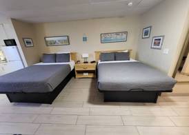 Beachside Hotel 5