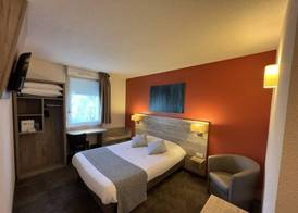 Brit Hotel Saumur 2