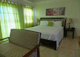 Grooms Beach Villa & Resort 4