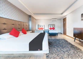 Hotel 202 2