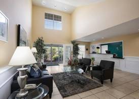 Quality Inn & Suites Greensboro near Lake Oconee 4