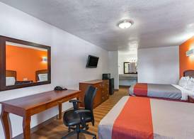 Giddings Executive Inn 2