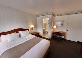 Monterey Fairgrounds Inn 2
