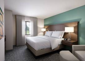 Staybridge Suites STERLING HEIGHTS - DETROIT by IHG 2