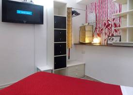 Hostel Colours 5