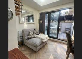 3 Bed Home - Sleeps 6, Garden, Pets and Very Central 2