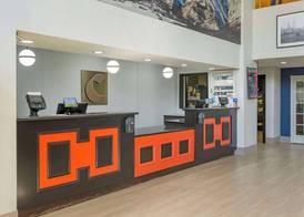 Comfort Suites Ogden Conference Center 5