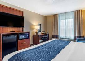 Comfort Inn & Suites Blue Ridge 5