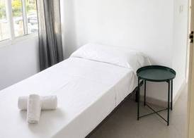 Malvarrosa Beach Rooms 5