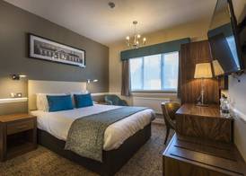 The Three Swans Hotel, Market Harborough, Leicestershire - The Coaching Inn Group 4