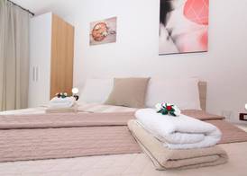 Rooms and Apartment Matosevic 5