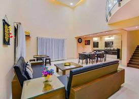 Hotel Strawberry Inn 2