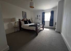 2 Bedroom Near Ocean Village Marina Port Apartment 3