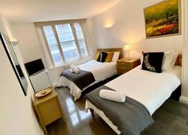 Remarkable Apartment in London 4