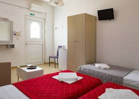 John Akroyiali rooms 5