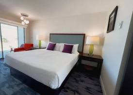 The Oceanside, a Coast Hotel 5