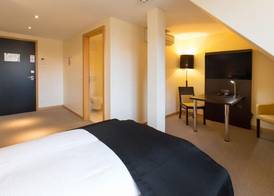 DORMERO Hotel Altes Kaufhaus Lüneburg 5