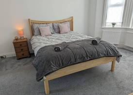 Cosy Bee 4