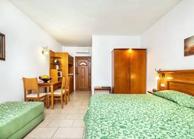 Nereides Hotel 5