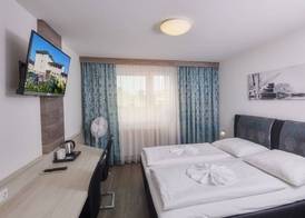 Hotel Ganslhof - Adults only 5