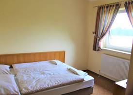 Hotel Alsterquelle 24h Check-in, Free Parking and WiFi 4