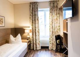 Brauereigaststatte Spitalgarten 3