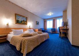 Hotel Century 5