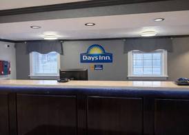 Days Inn by Wyndham Amherst OH - Near Cleveland Cedar Point & Lake Erie 2