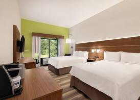 Holiday Inn Express & Suites LAVONIA by IHG 3