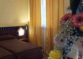 Hotel Motel Flower 4