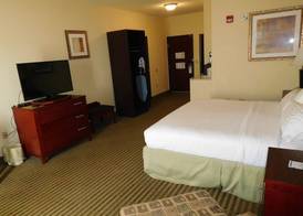 Holiday Inn Express & Suites PONCA CITY by IHG 3