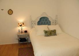 Boutique 444 2
