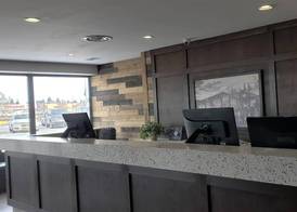 Super 8 by Wyndham Spruce Grove 3