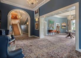 Castle Oaks House Hotel 4