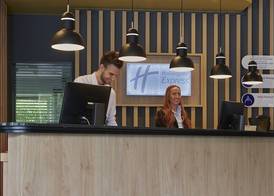 Holiday Inn Express COLOGNE - MUELHEIM by IHG 2